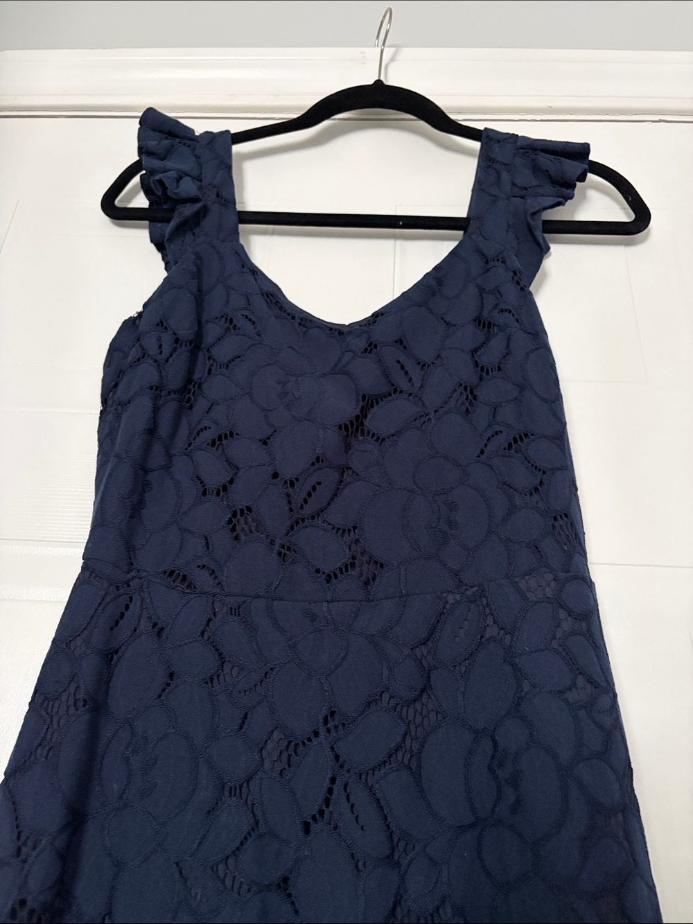 Monteau Navy Lace V-Neck Ruffle Shoulder Dress- M